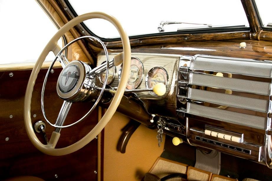Wood, chrome and original instruments inside a classic car